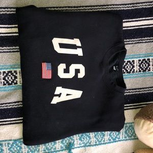 Brandy Melville USA pullover